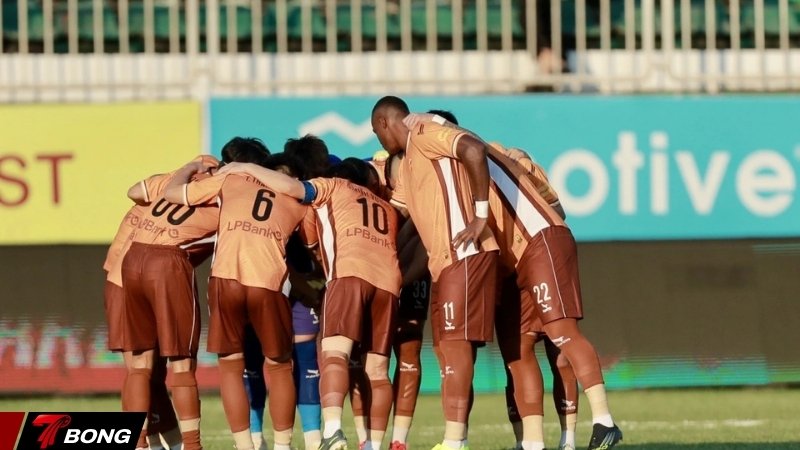 HAGL bước vào vòng 17 với vị trí thứ 11 và 15 điểm